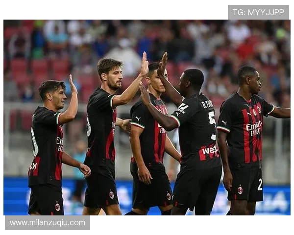 AC米兰吧带你深入了解球队的战术演变与比赛策略